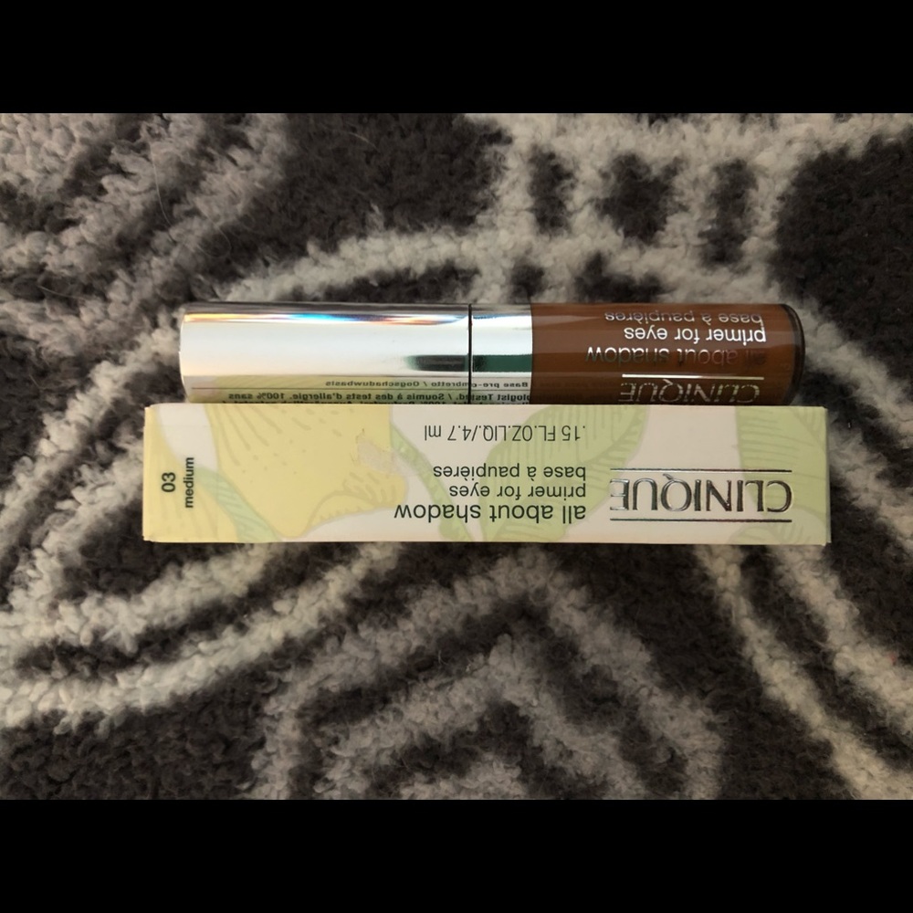 BNIB Clinique All About Shadow primer for shadow03
